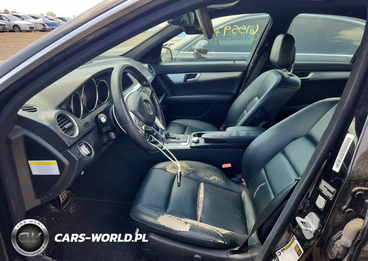 2014 Mercedes-Benz C 300 4Matic VIN:WDDGF8AB6EA921948 - 7
