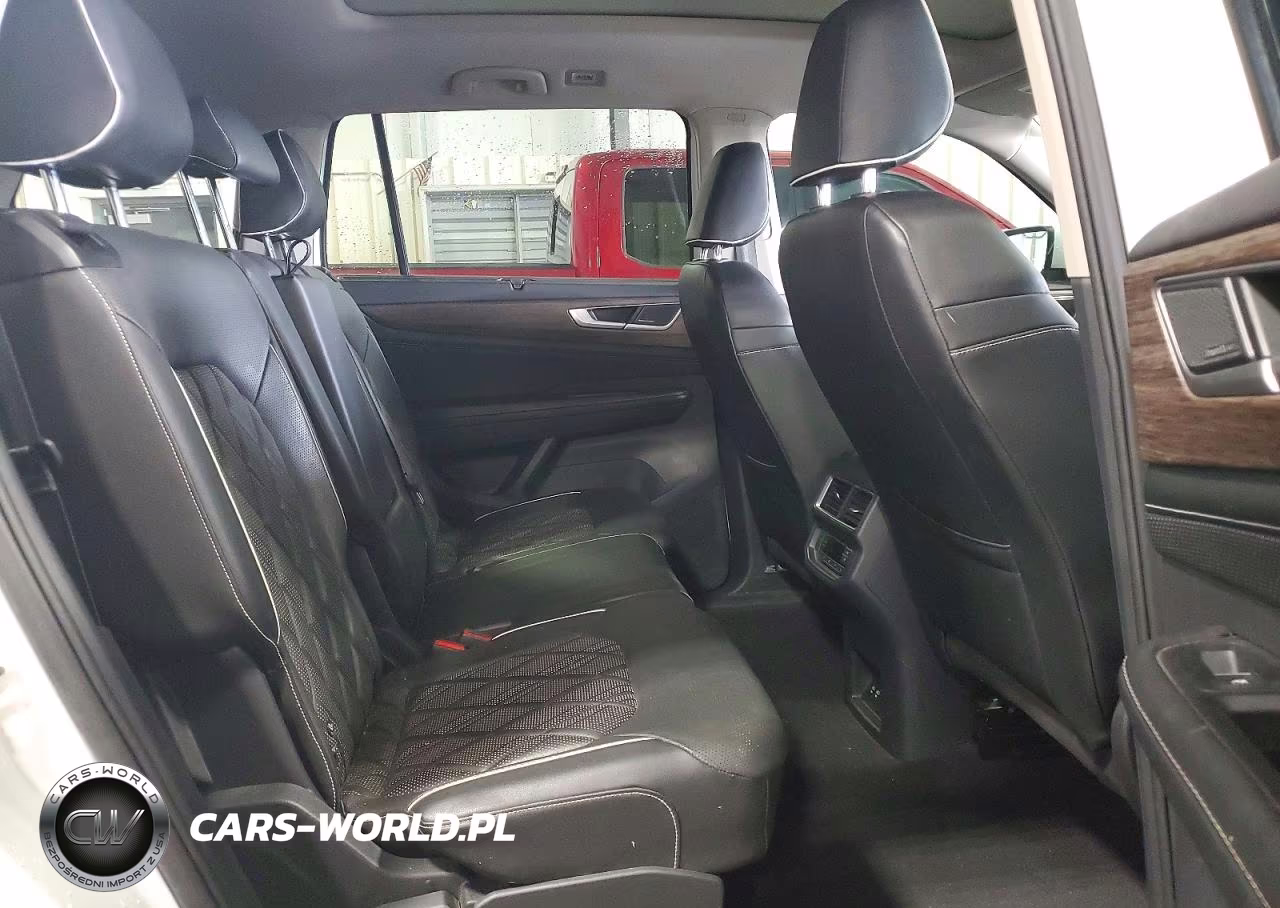 2024 Volkswagen Atlas Sel Premium R-Line VIN:1V2FR2CA2RC533090 - 10
