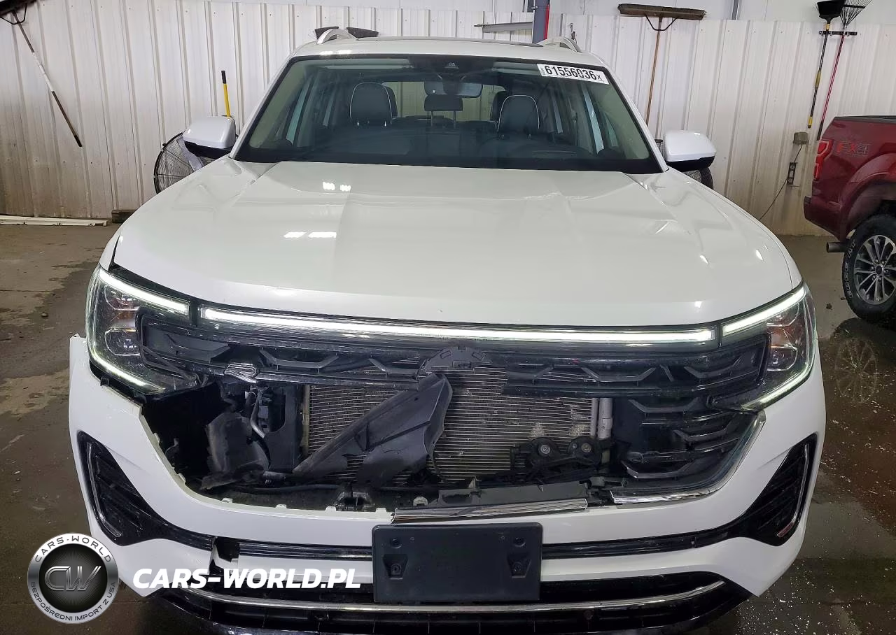 2024 Volkswagen Atlas Sel Premium R-Line VIN:1V2FR2CA2RC533090 - 5