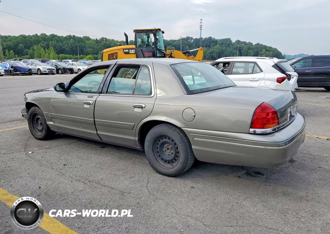 2000 Ford Crown Victoria Lx VIN:2FAFP74W1YX139635 - 2