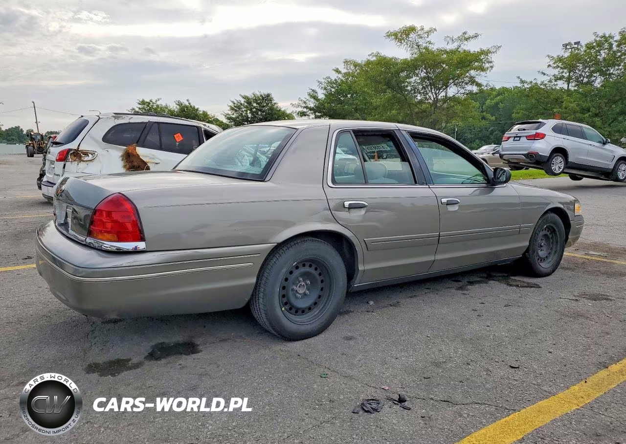 2000 Ford Crown Victoria Lx VIN:2FAFP74W1YX139635 - 3