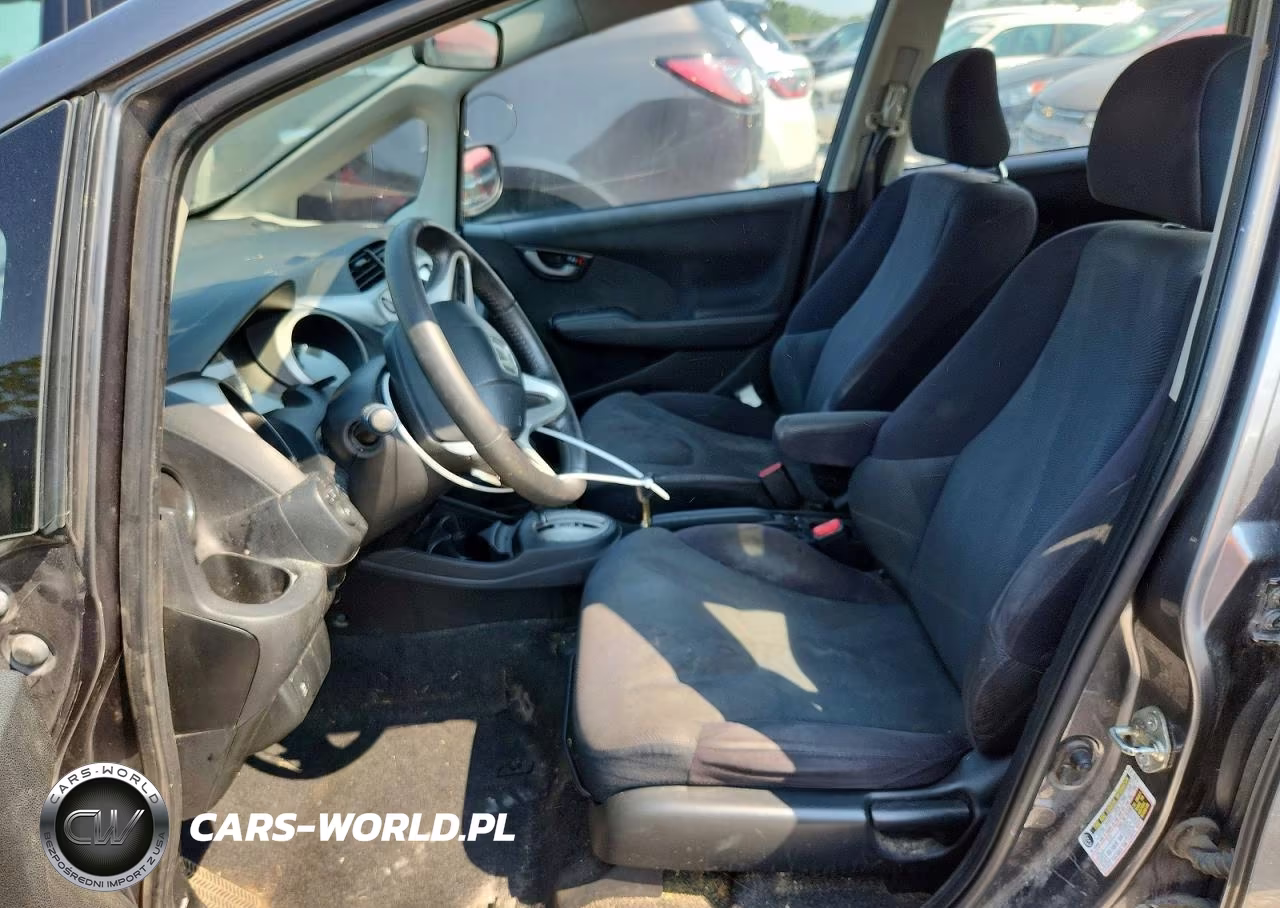 2011 Honda Fit Sport VIN:JHMGE8H56BC024897 - 7