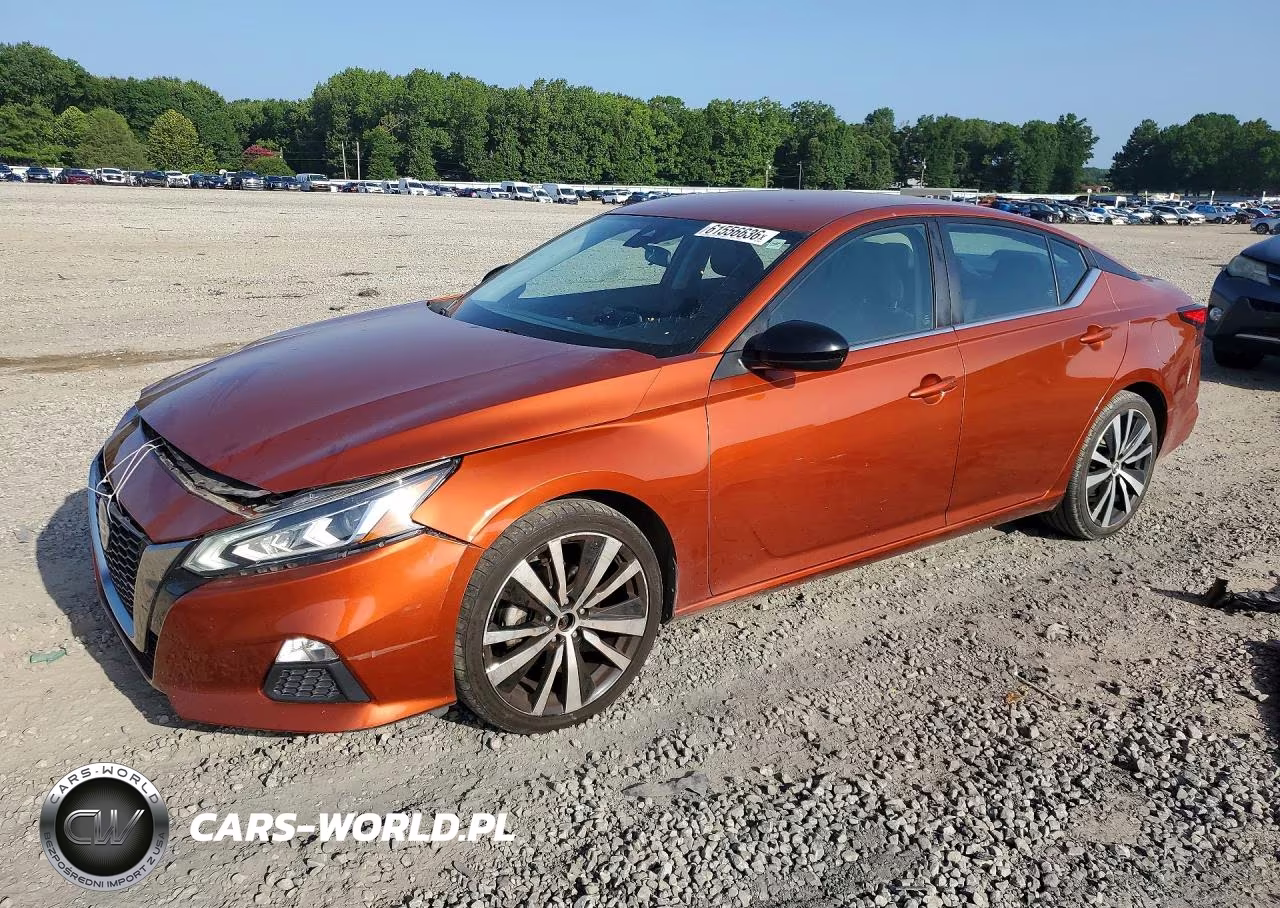 2022 Nissan Altima Sr