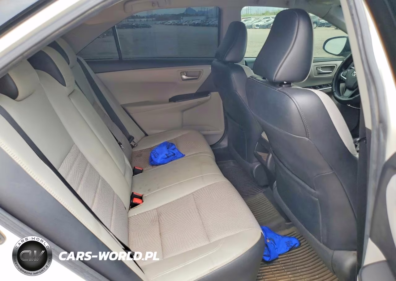 2017 Toyota Camry Se VIN:4T1BF1FK8HU392893 - 10