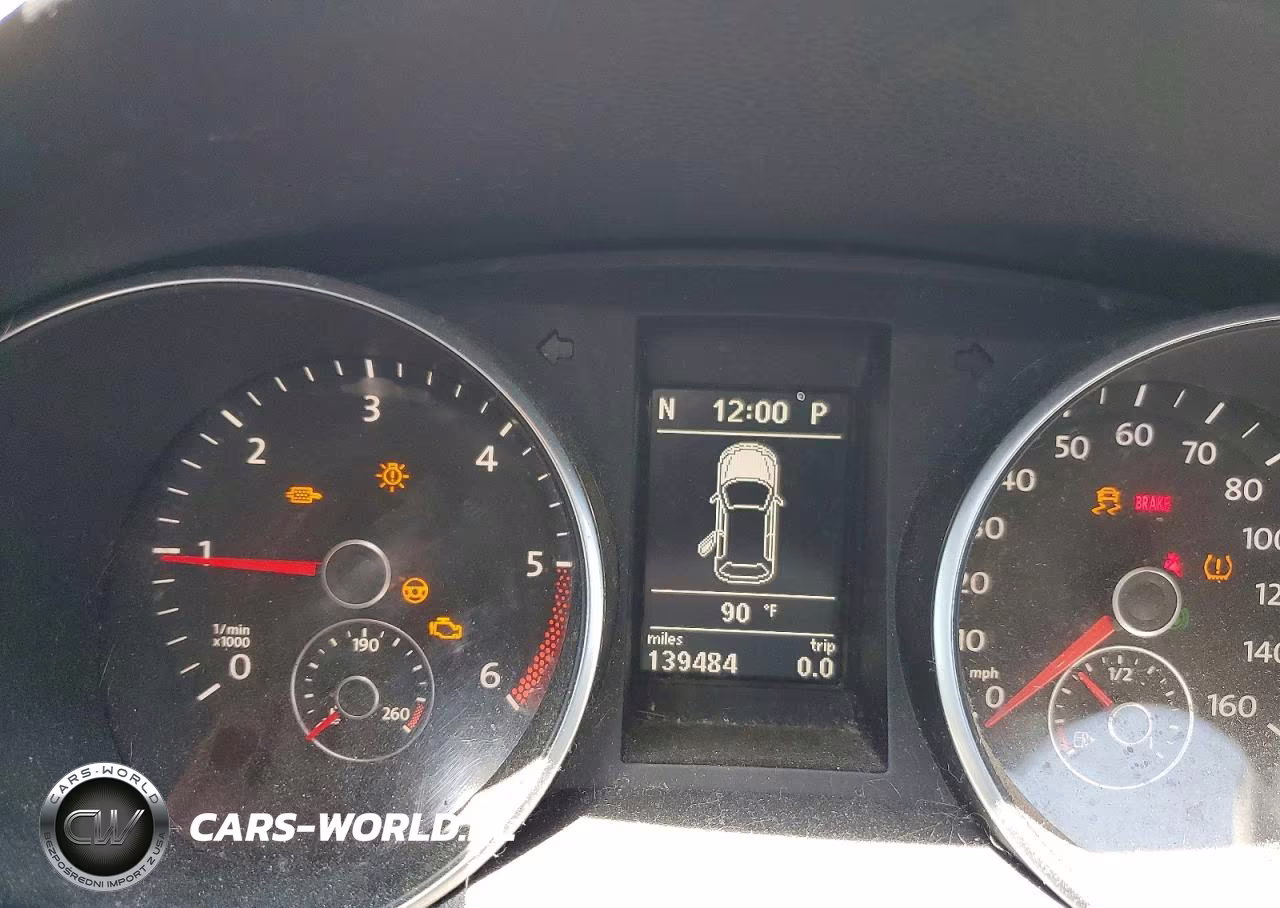 2011 Volkswagen Golf VIN:WVWDM7AJ3BW035704 - 9