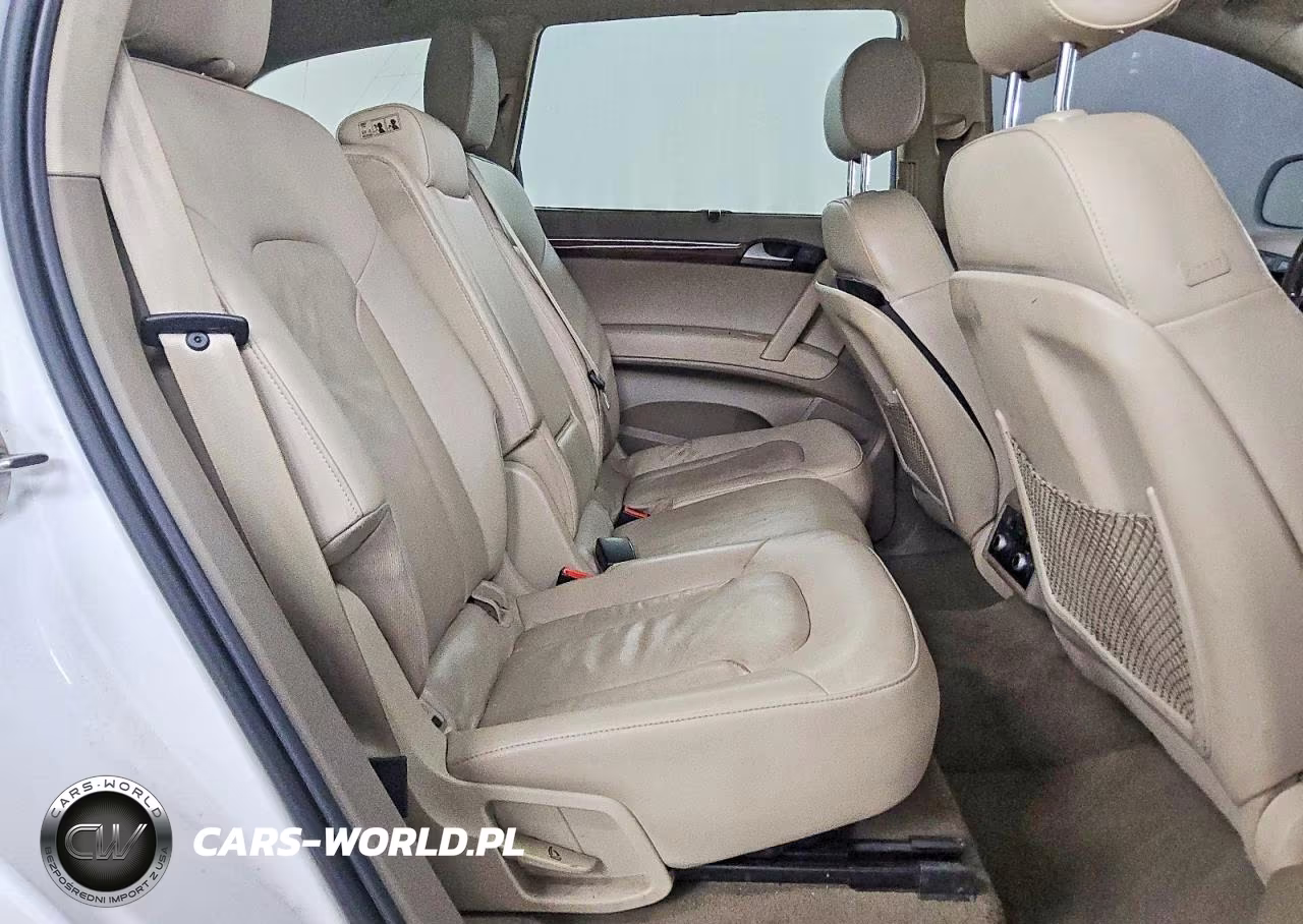 2015 Audi Q7 Premium Plus VIN:WA1LGAFE8FD020252 - 11