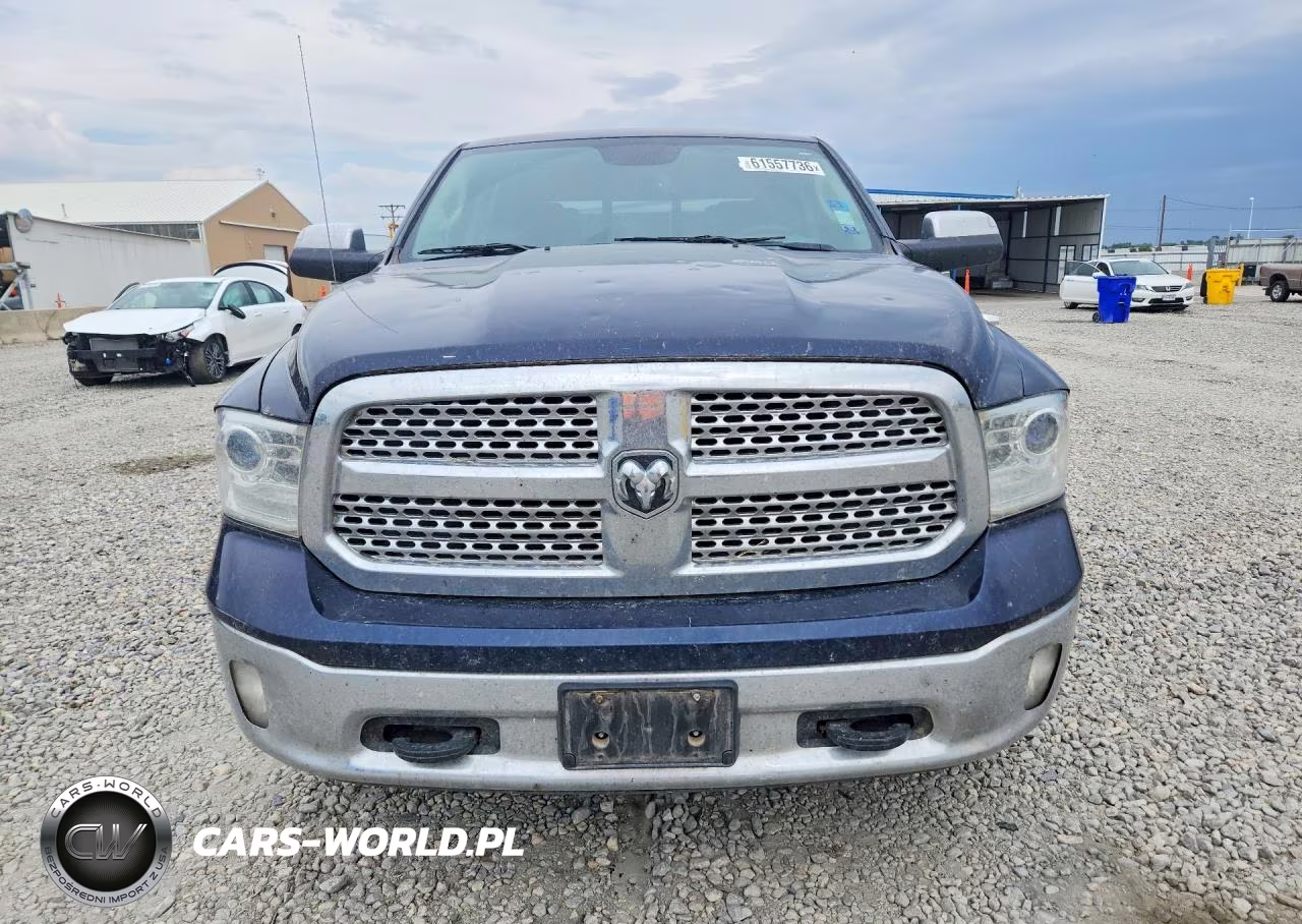 2017 Ram 1500 Laramie VIN:1C6RR7VT7HS799601 - 5