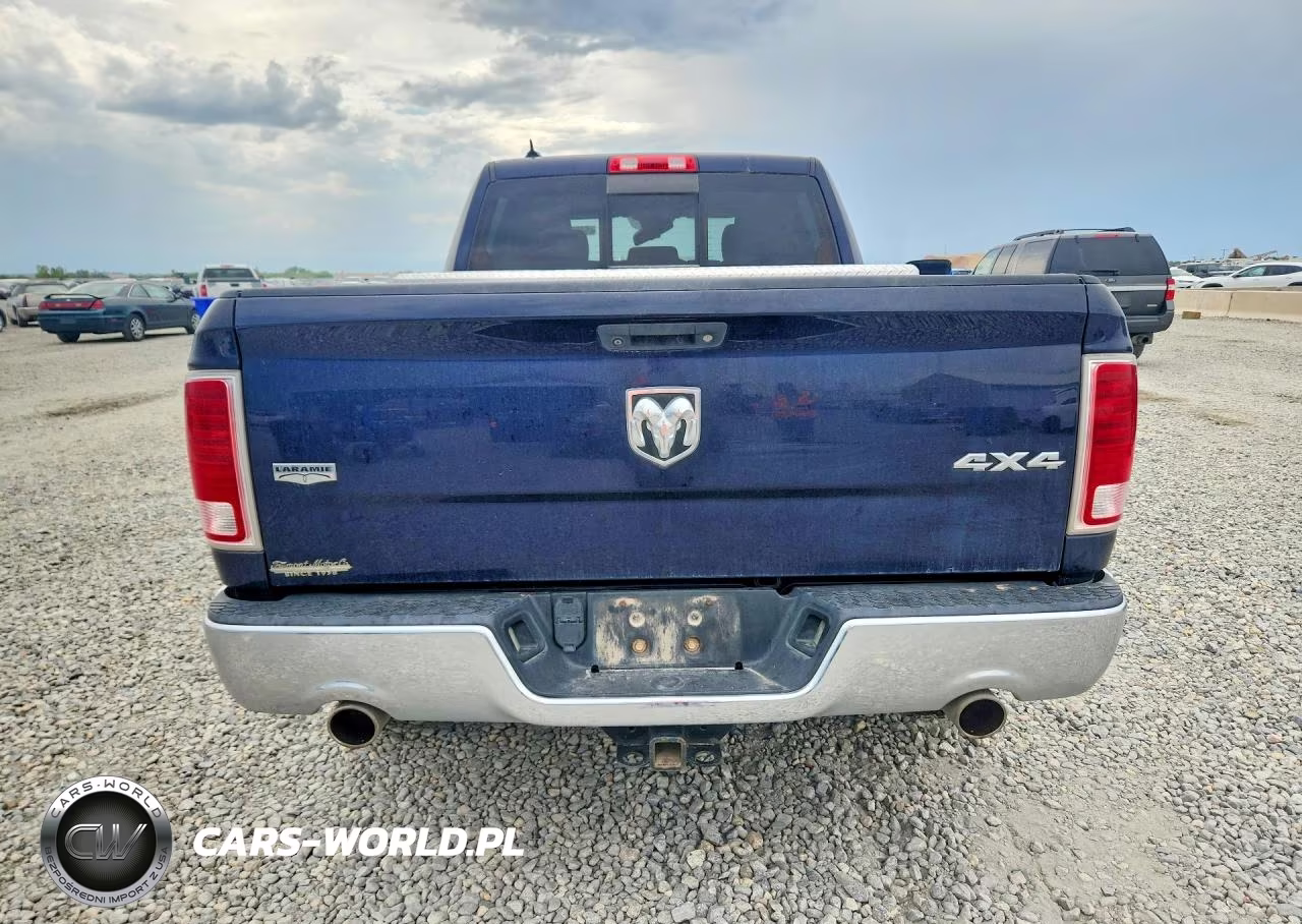 2017 Ram 1500 Laramie VIN:1C6RR7VT7HS799601 - 6