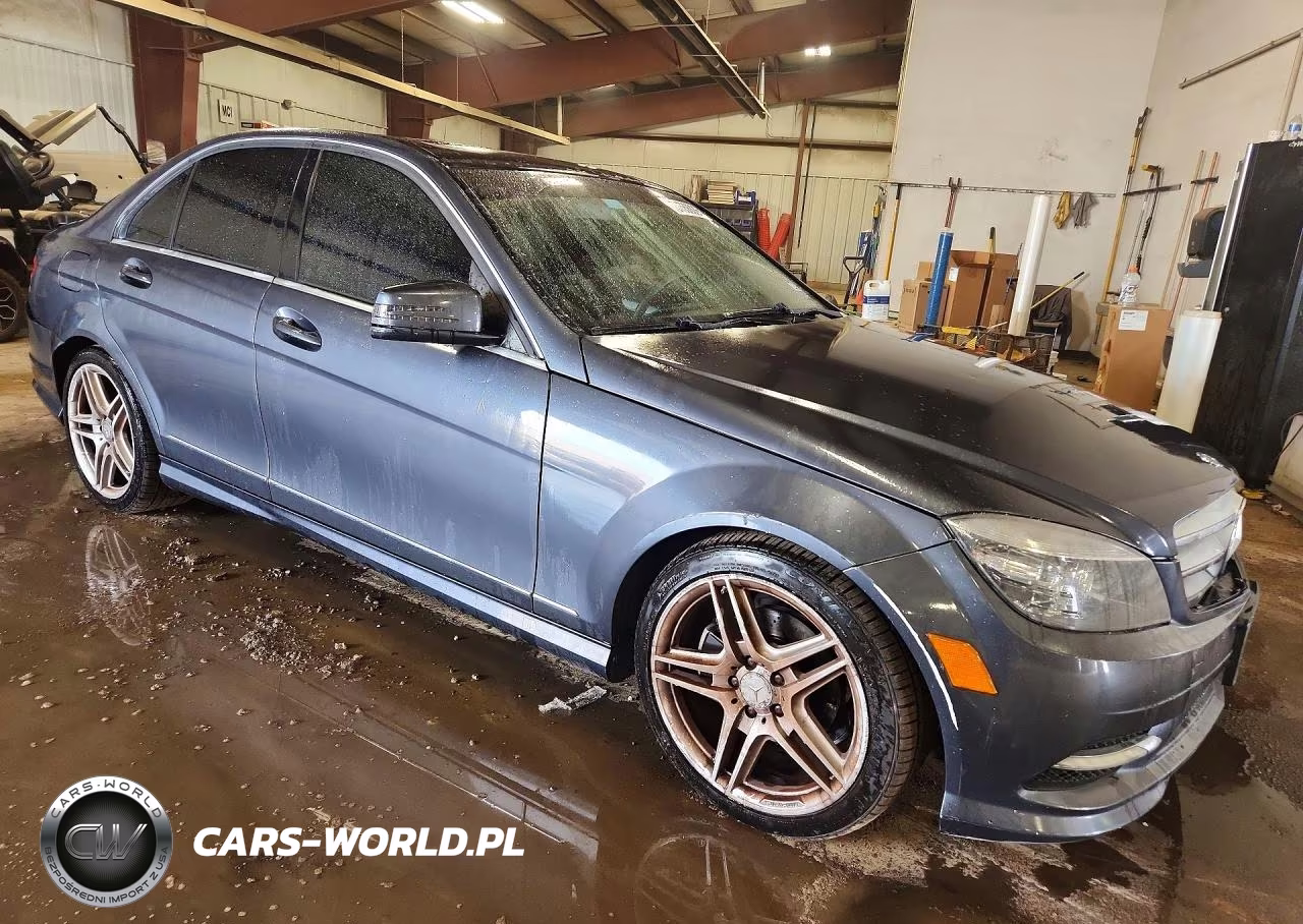 2011 Mercedes-Benz C 300 VIN:WDDGF5EB3BR168675 - 4
