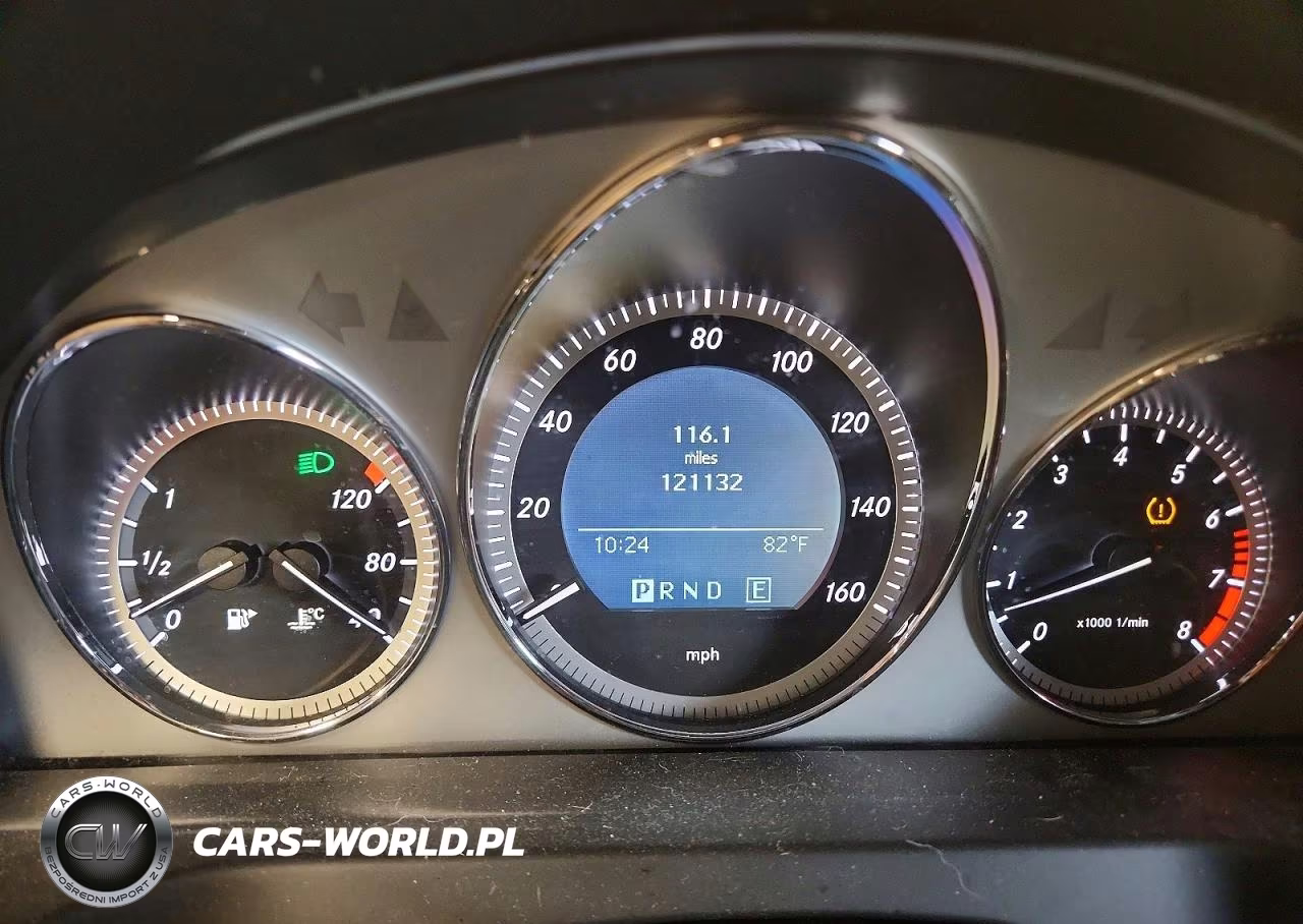 2011 Mercedes-Benz C 300 VIN:WDDGF5EB3BR168675 - 9
