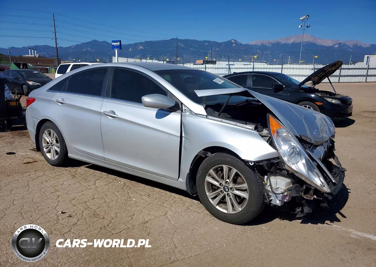 2013 Hyundai Sonata Gls VIN:5NPEB4AC4DH674984 - 4