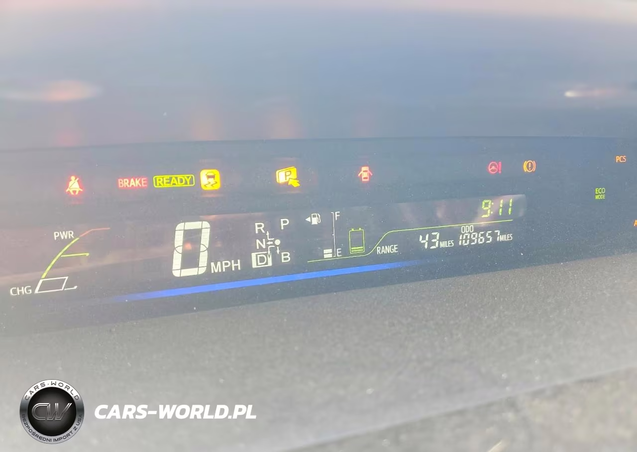2012 Toyota Prius V Five VIN:JTDZN3EU6C3180710 - 9