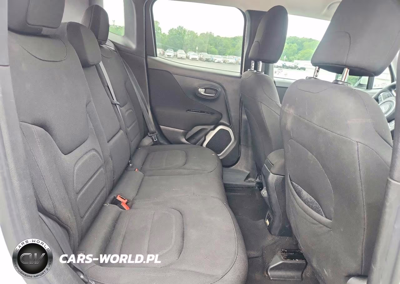 2018 Jeep Renegade Latitude VIN:ZACCJABB8JPJ16988 - 11