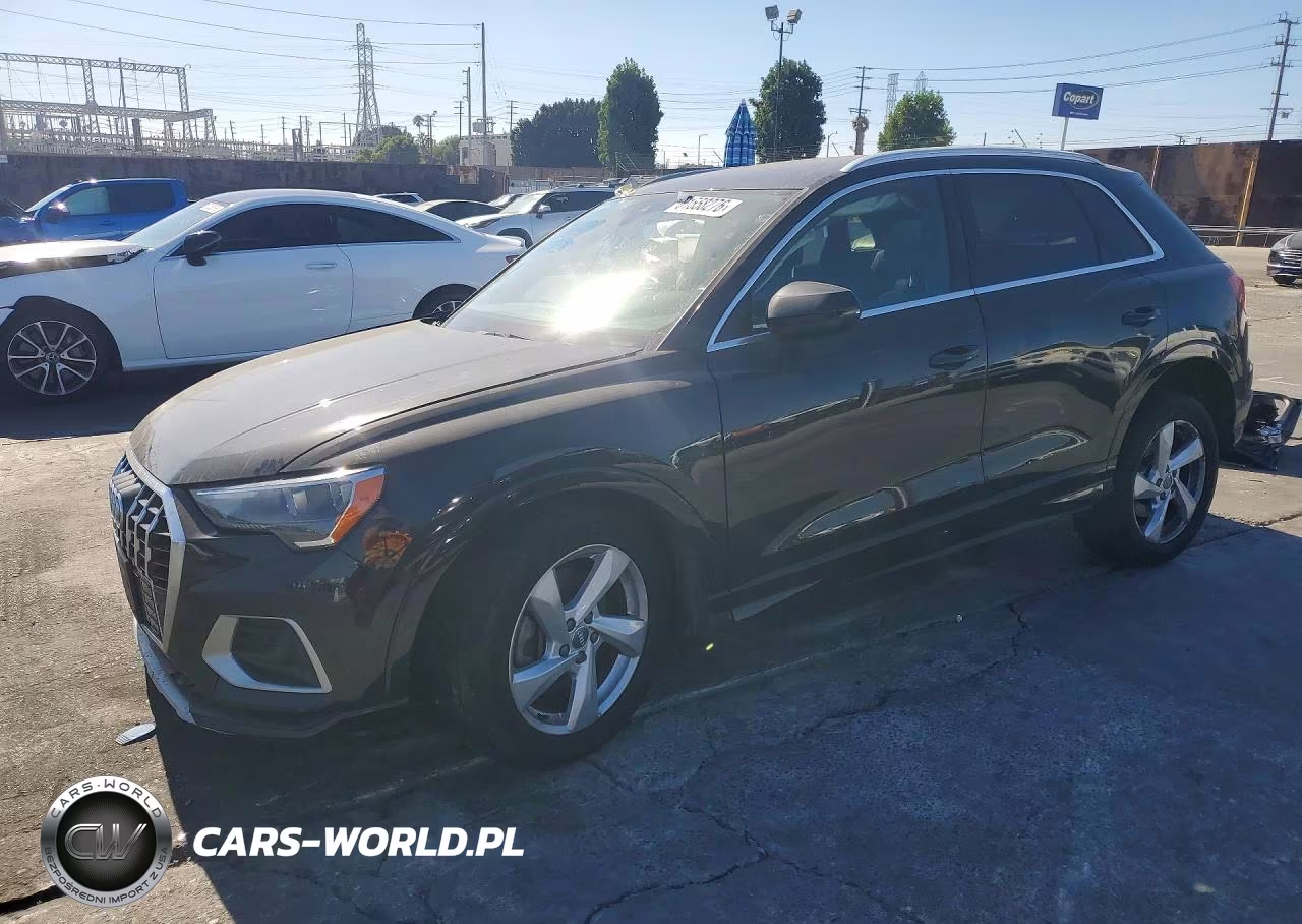 2020 Audi Q3 Premium