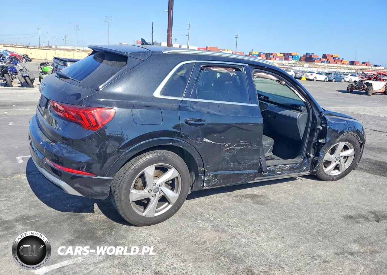 2020 Audi Q3 Premium VIN:WA1AECF39L1028607 - 3