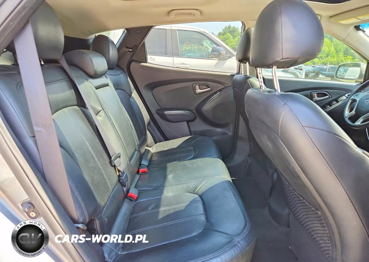 2012 Hyundai Tucson Limited VIN:KM8JUCAC0CU382719 - 11