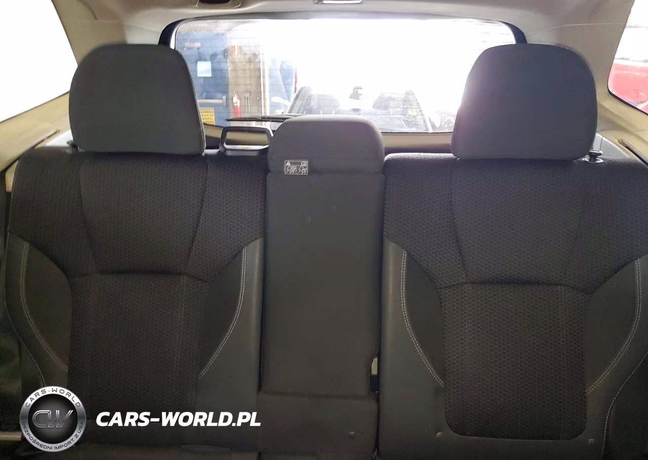 2020 Subaru Forester Premium VIN:JF2SKAJC6LH410858 - 10