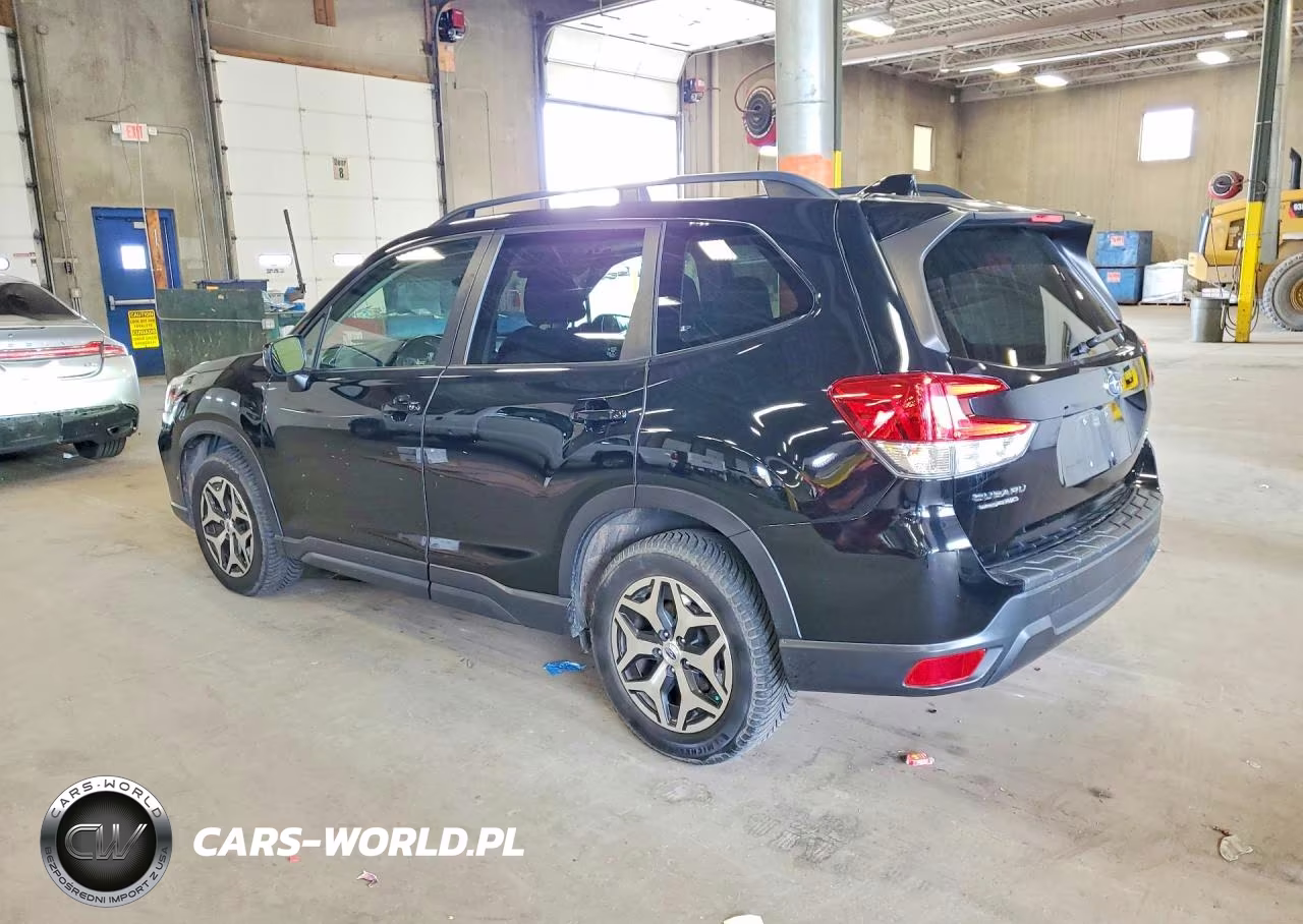 2020 Subaru Forester Premium VIN:JF2SKAJC6LH410858 - 2