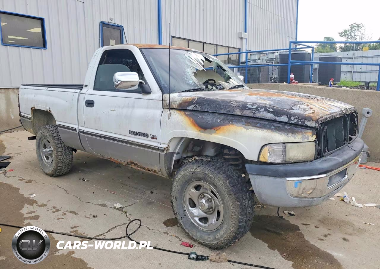 1995 Dodge Ram 1500 VIN:1B7HF16Y7SS125878 - 4