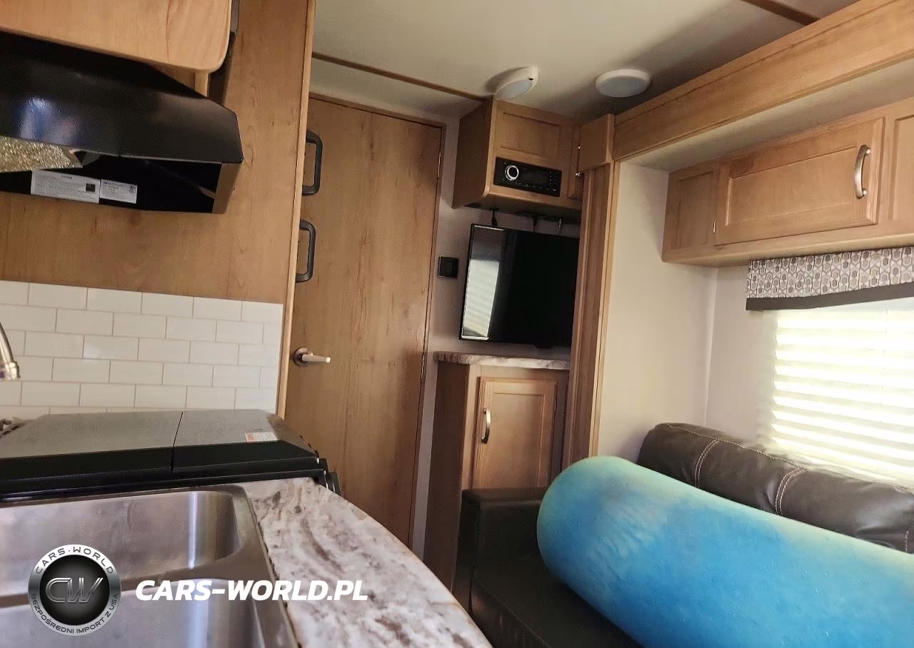 2020 Winnebago Minnie Camper VIN:54CTM2J23L3048172 - 6
