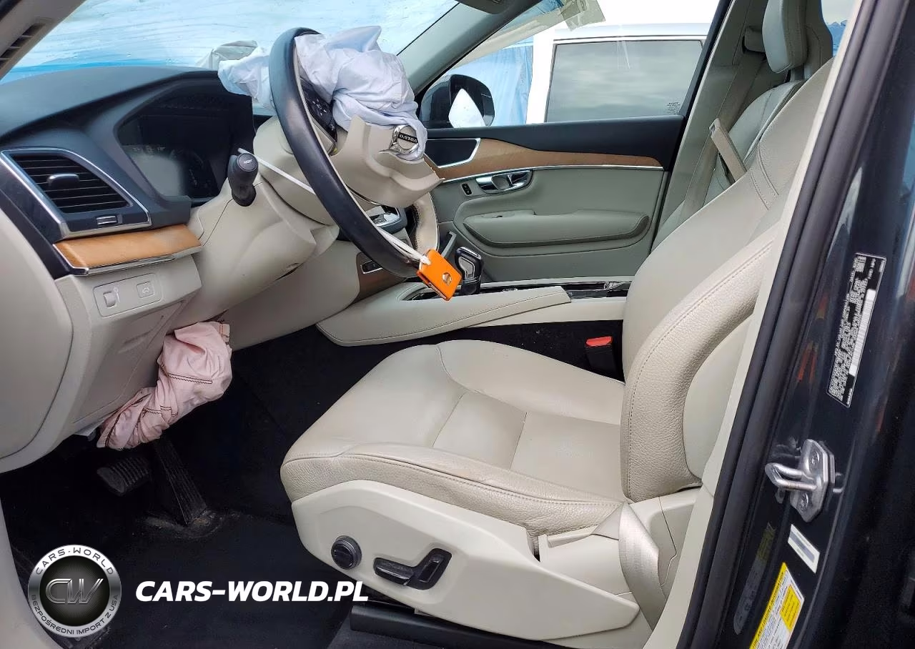 2021 Volvo Xc90 T6 Momentum VIN:YV4A221K1M1696469 - 7