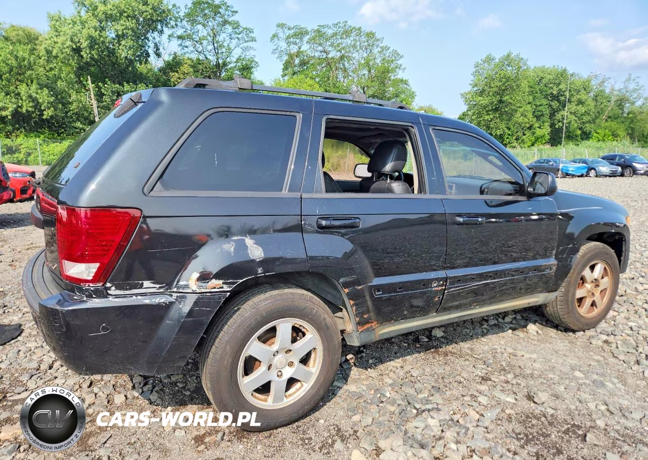2009 Jeep Grand Cherokee Laredo VIN:1J8GR48K49C519722 - 3