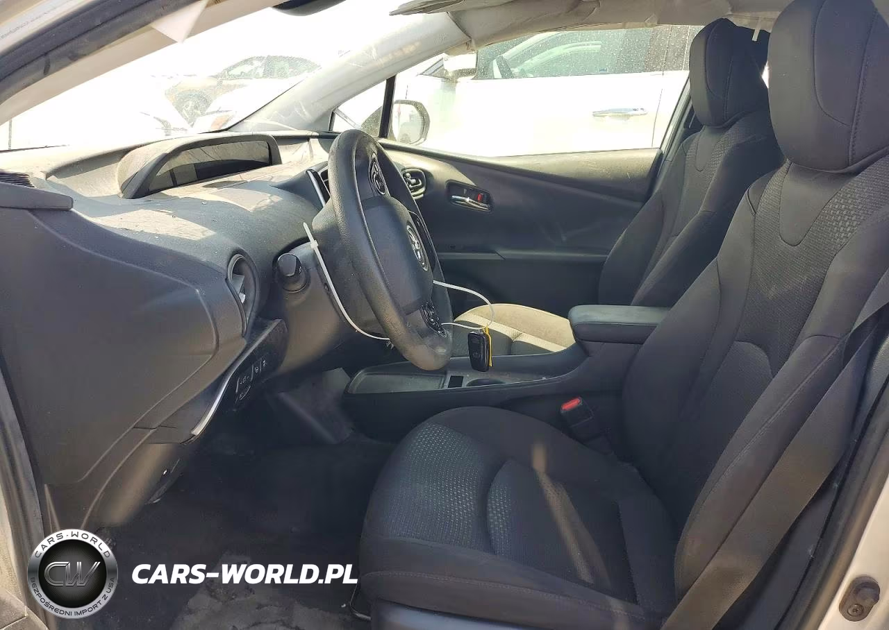 2021 Toyota Prius Le VIN:JTDKAMFU5M3128634 - 7