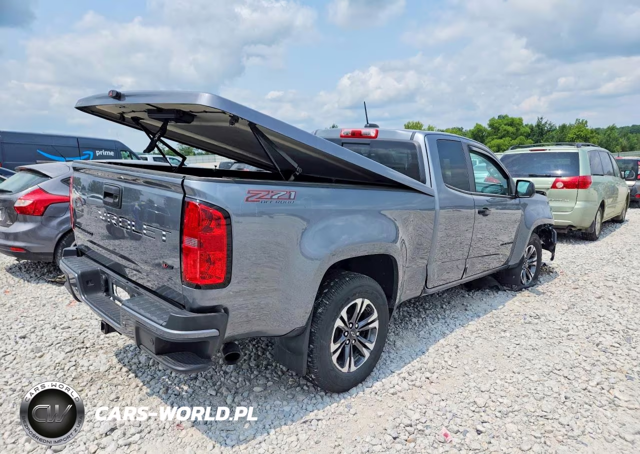 2021 Chevrolet Colorado Z71 VIN:1GCHTDEN6M1225982 - 3