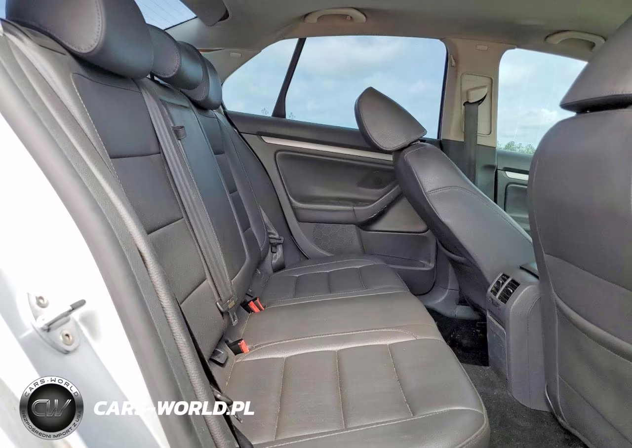 2009 Volkswagen Jetta Tdi VIN:3VWAL71K19M051115 - 10