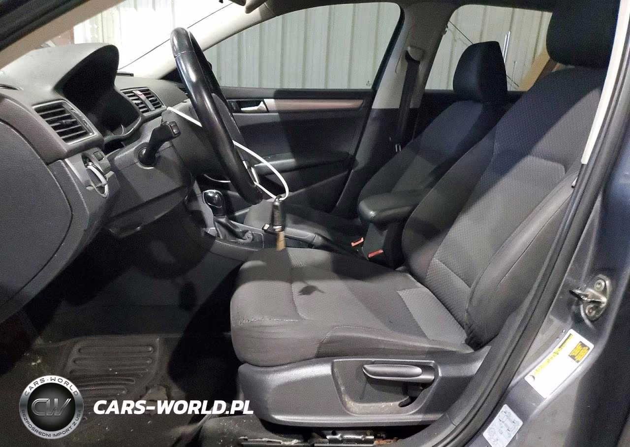 2013 Volkswagen Passat S VIN:1VWAP7A34DC047339 - 7