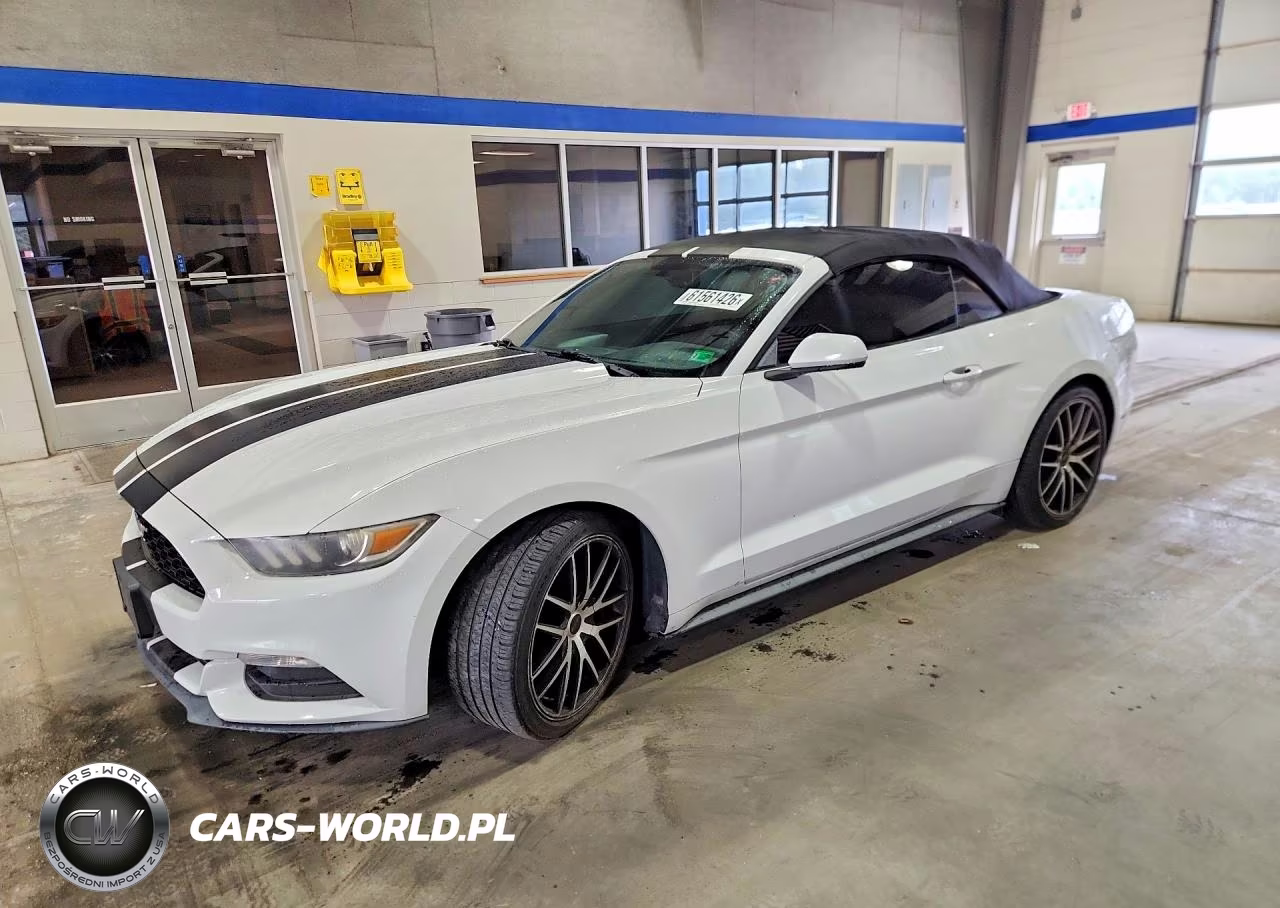 2015 Ford Mustang – zdjęcie 1 z 12