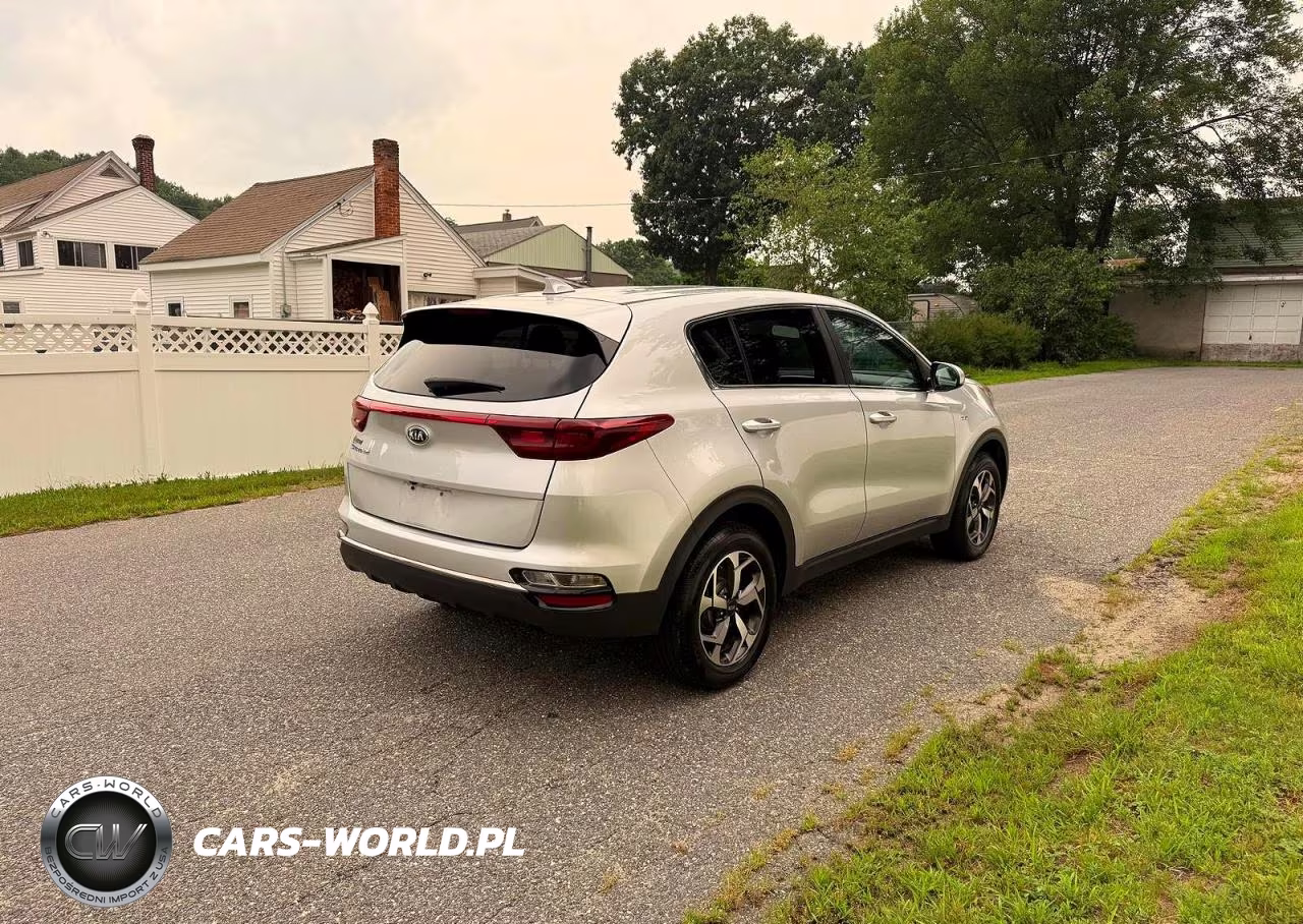 2020 Kia Sportage Lx VIN:KNDPMCAC9L7705663 - 3