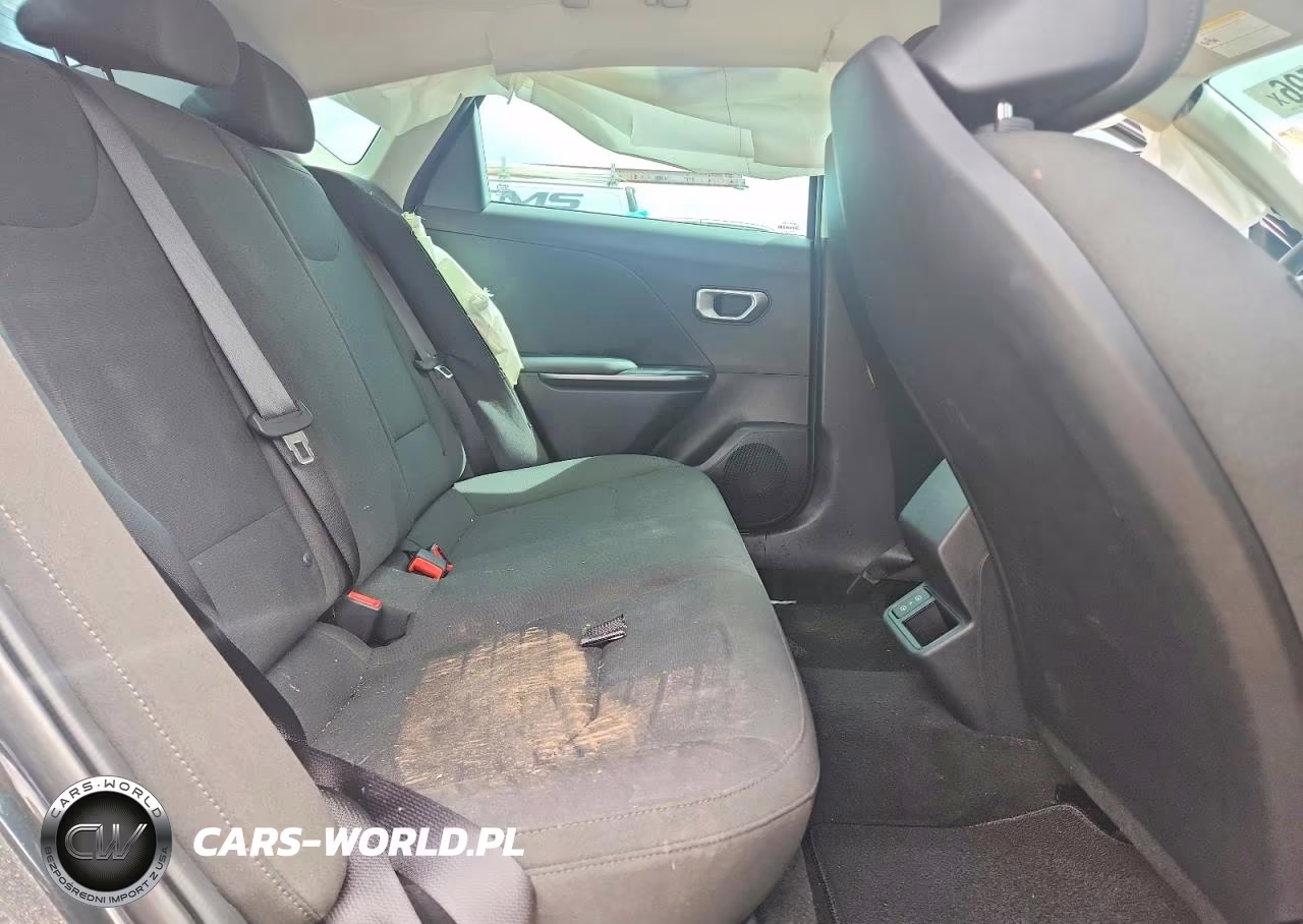 2026 Kia K4 Lxs VIN:3KPFT4DEXTE263381 - 10