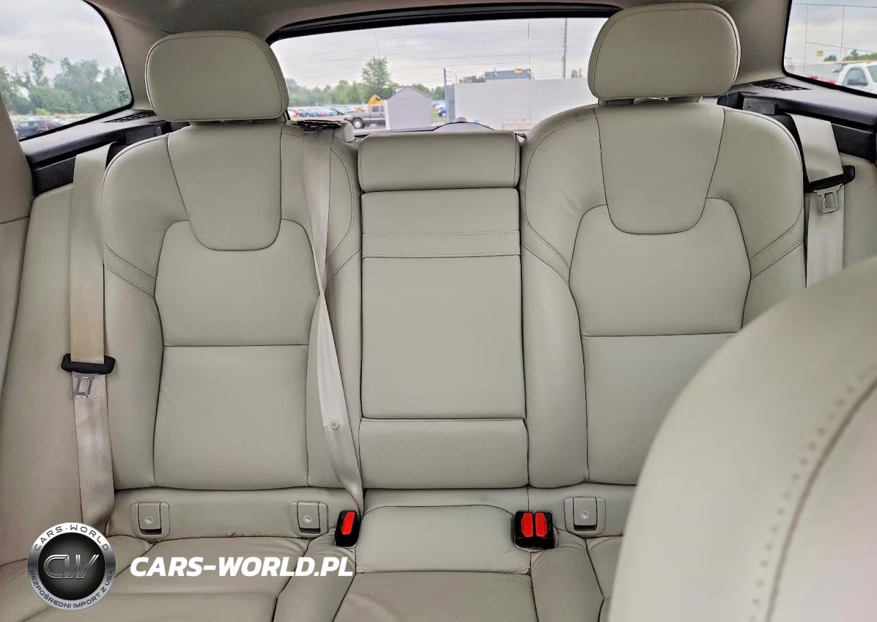 2021 Volvo Xc60 T5 Momentum VIN:YV4102RK4M1850716 - 10