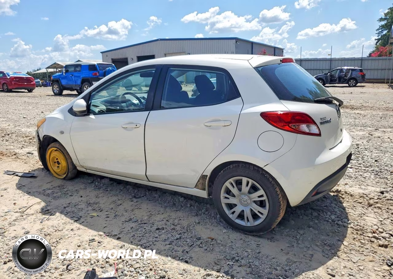 2013 Mazda Mazda 2 VIN:JM1DE1KY1D0153567 - 2