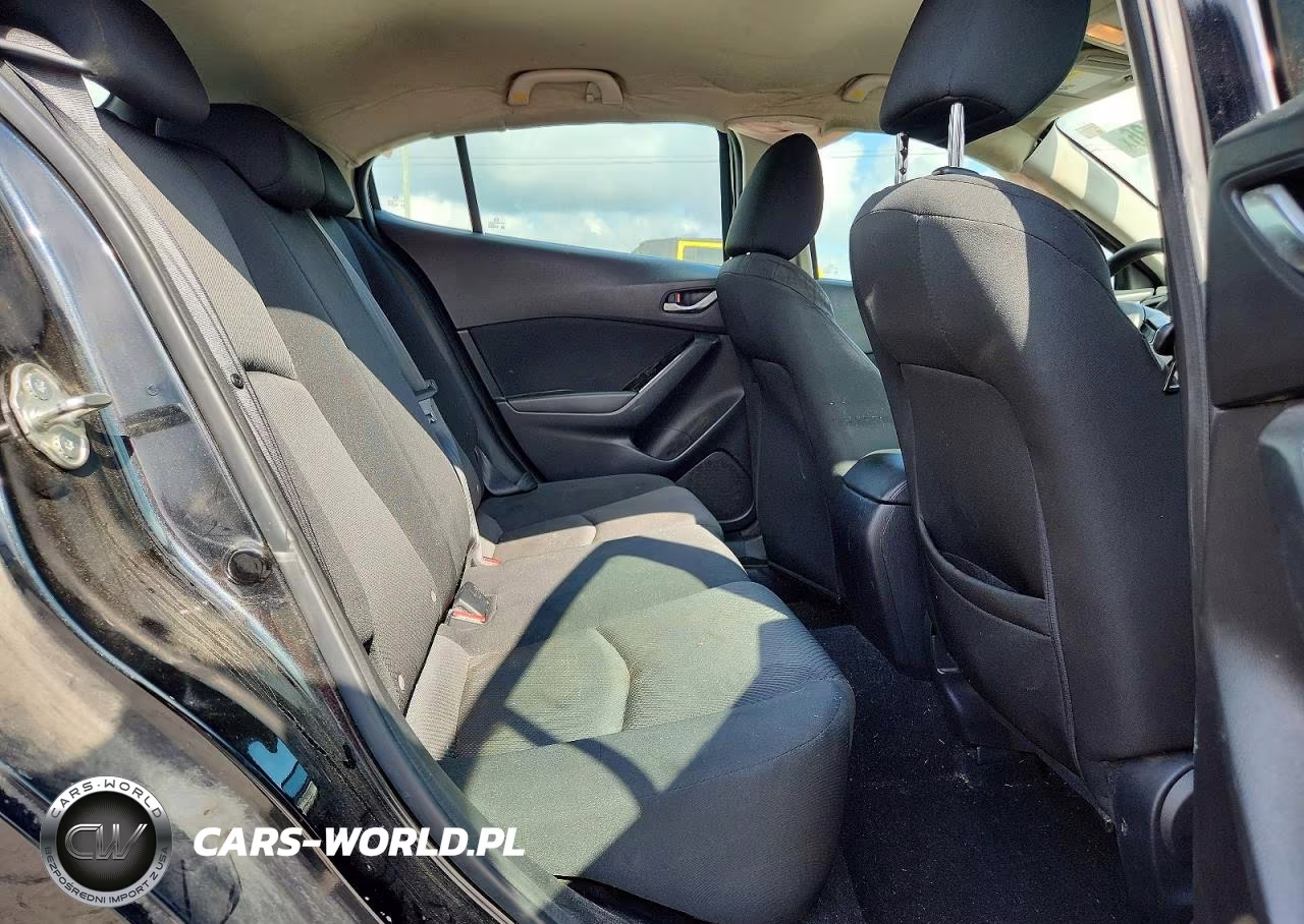 2018 Mazda 3 Sport VIN:3MZBN1K75JM276776 - 10