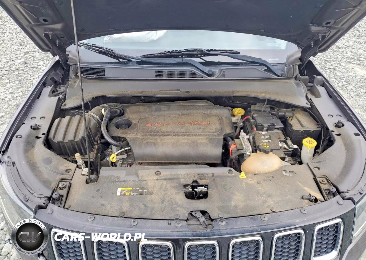 2018 Jeep Compass Sport VIN:3C4NJDABXJT180070 - 12