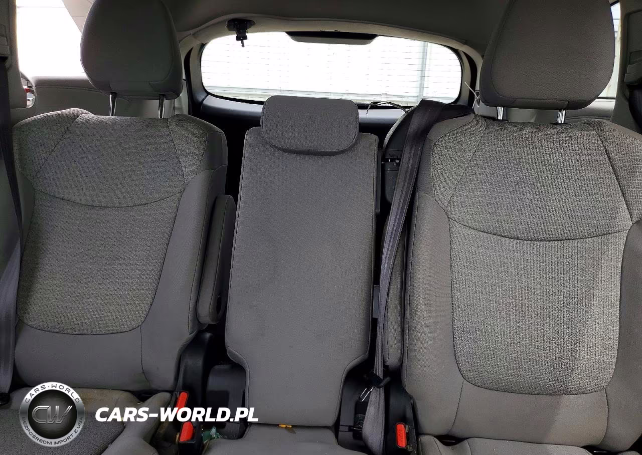 2021 Toyota Sienna Le VIN:5TDKRKEC3MS045059 - 10