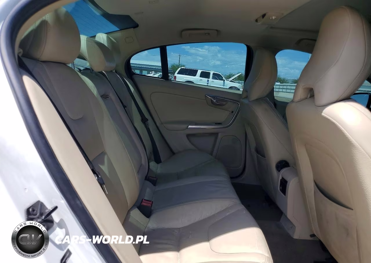 2012 Volvo S60 T5 VIN:YV1622FS7C2096527 - 10
