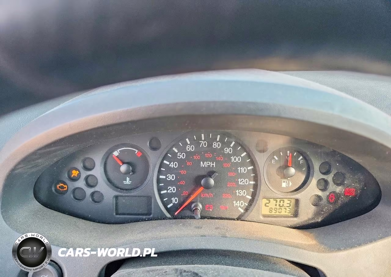 2005 Ford Focus Zx4 VIN:1FAFP34N75W178320 - 9