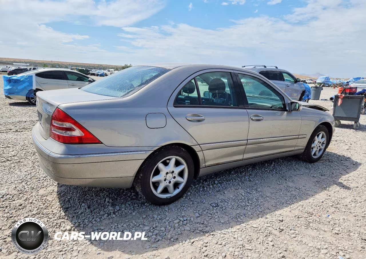 2003 Mercedes-Benz C 320 4Matic VIN:WDBRF84J63F379450 - 3