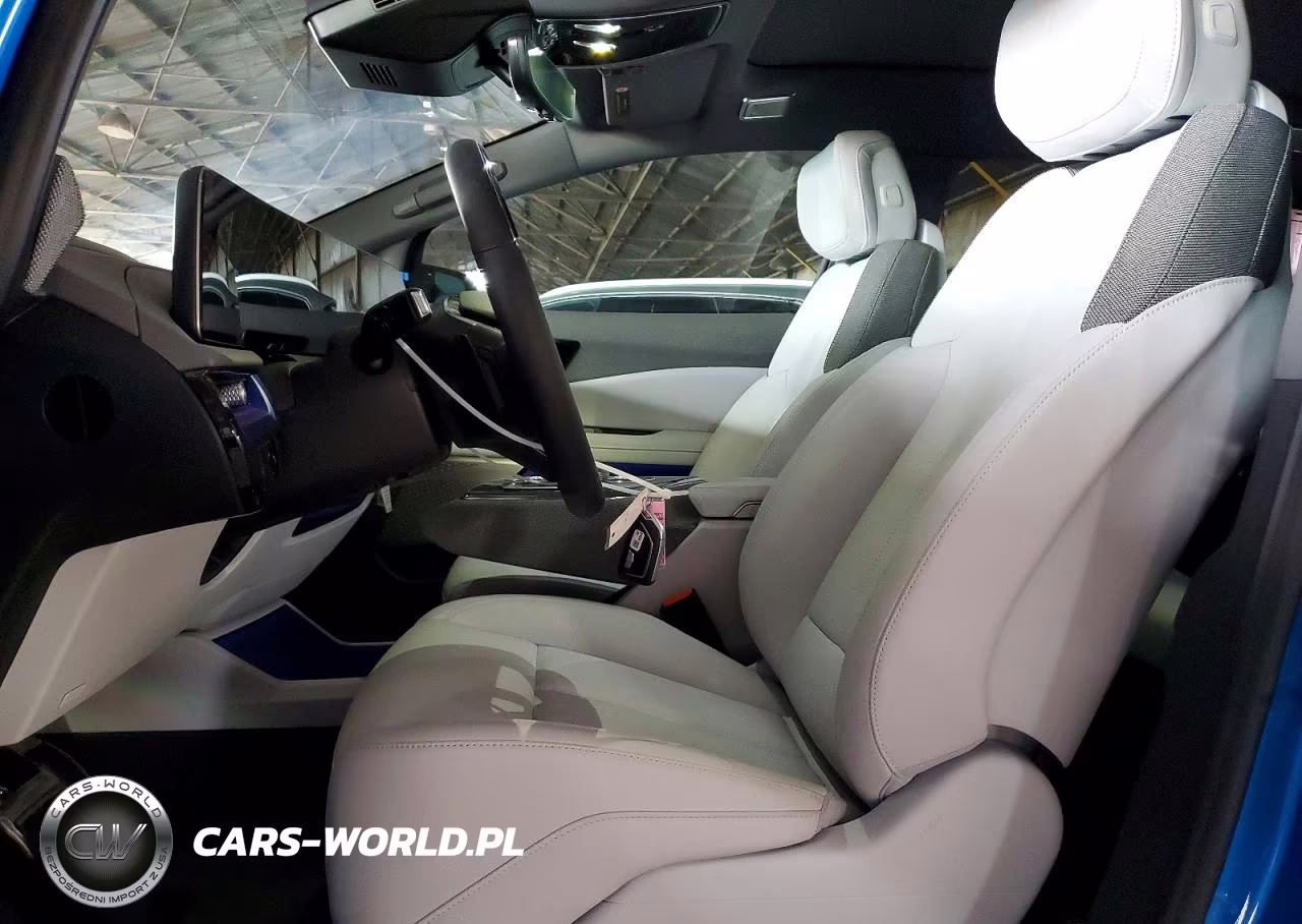 2026 Cadillac Optiq Luxury VIN:3GYK3BM58TS164685 - 7