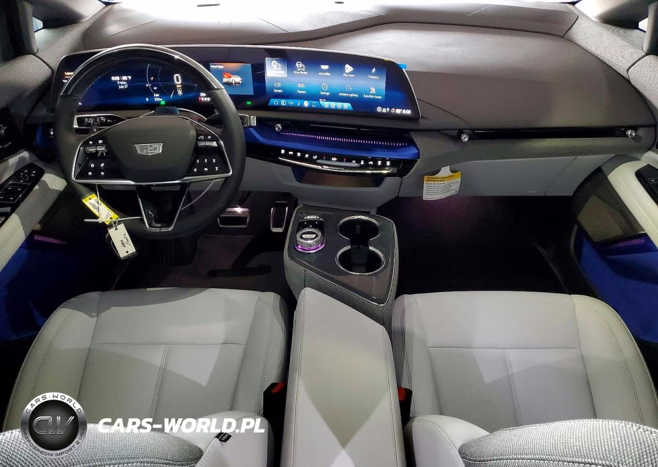 2026 Cadillac Optiq Luxury VIN:3GYK3BM58TS164685 - 8