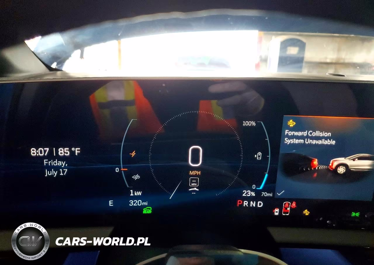 2026 Cadillac Optiq Luxury VIN:3GYK3BM58TS164685 - 9