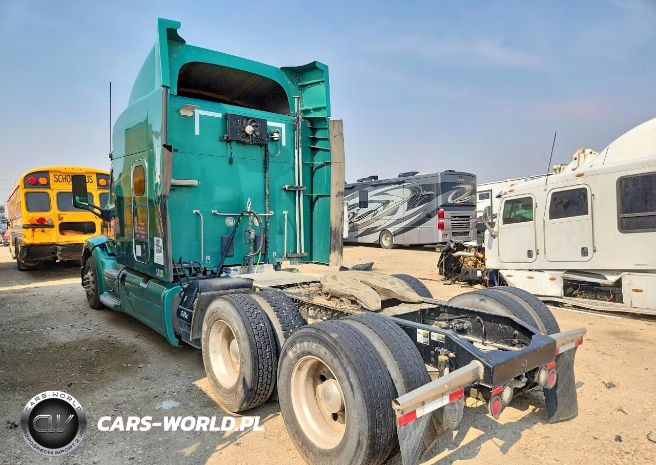 2017 Peterbilt 579 VIN:1XPBD49X8HD364500 - 2