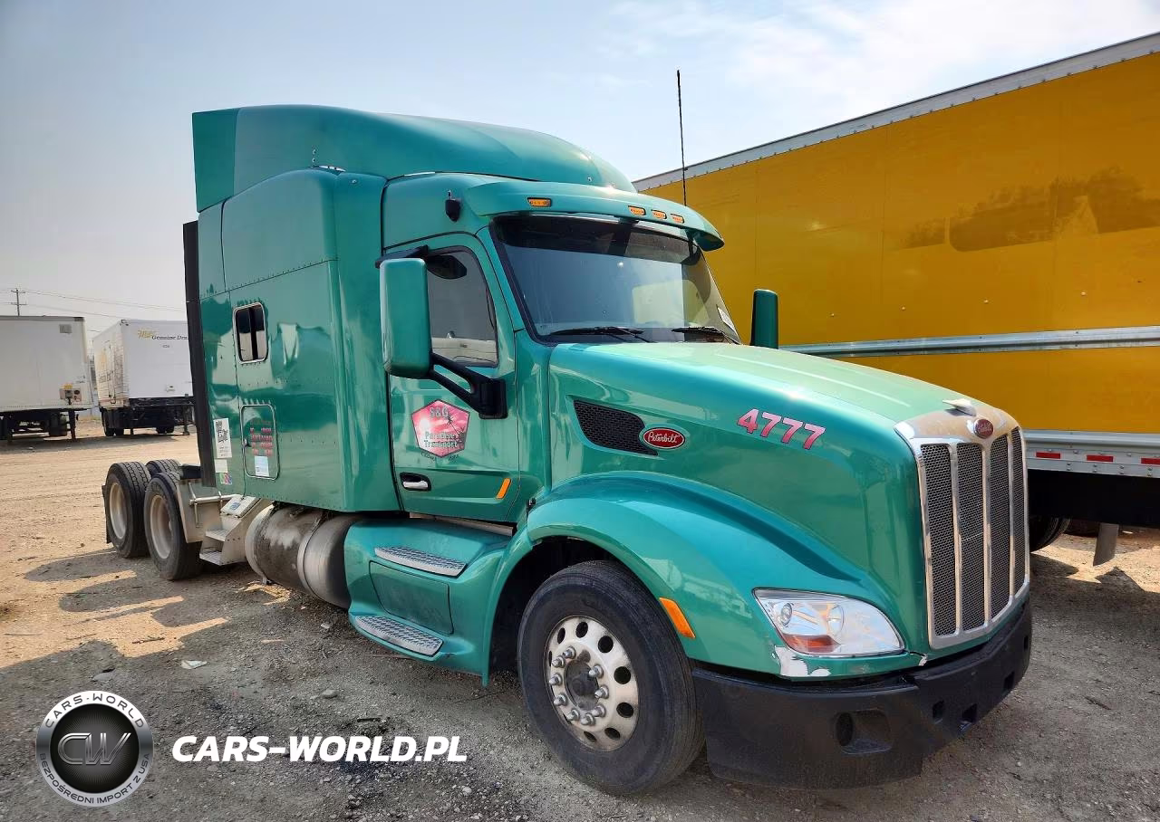 2017 Peterbilt 579 VIN:1XPBD49X8HD364500 - 4