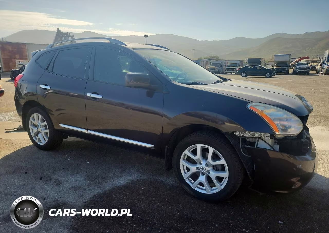 2013 Nissan Rogue S VIN:JN8AS5MV2DW129270 - 4
