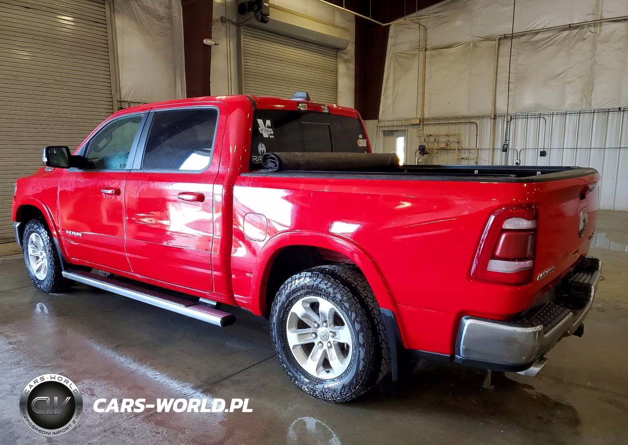 2019 Ram 1500 Laramie VIN:1C6SRFJT3KN740827 - 2