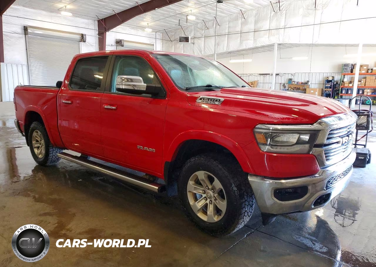 2019 Ram 1500 Laramie VIN:1C6SRFJT3KN740827 - 4
