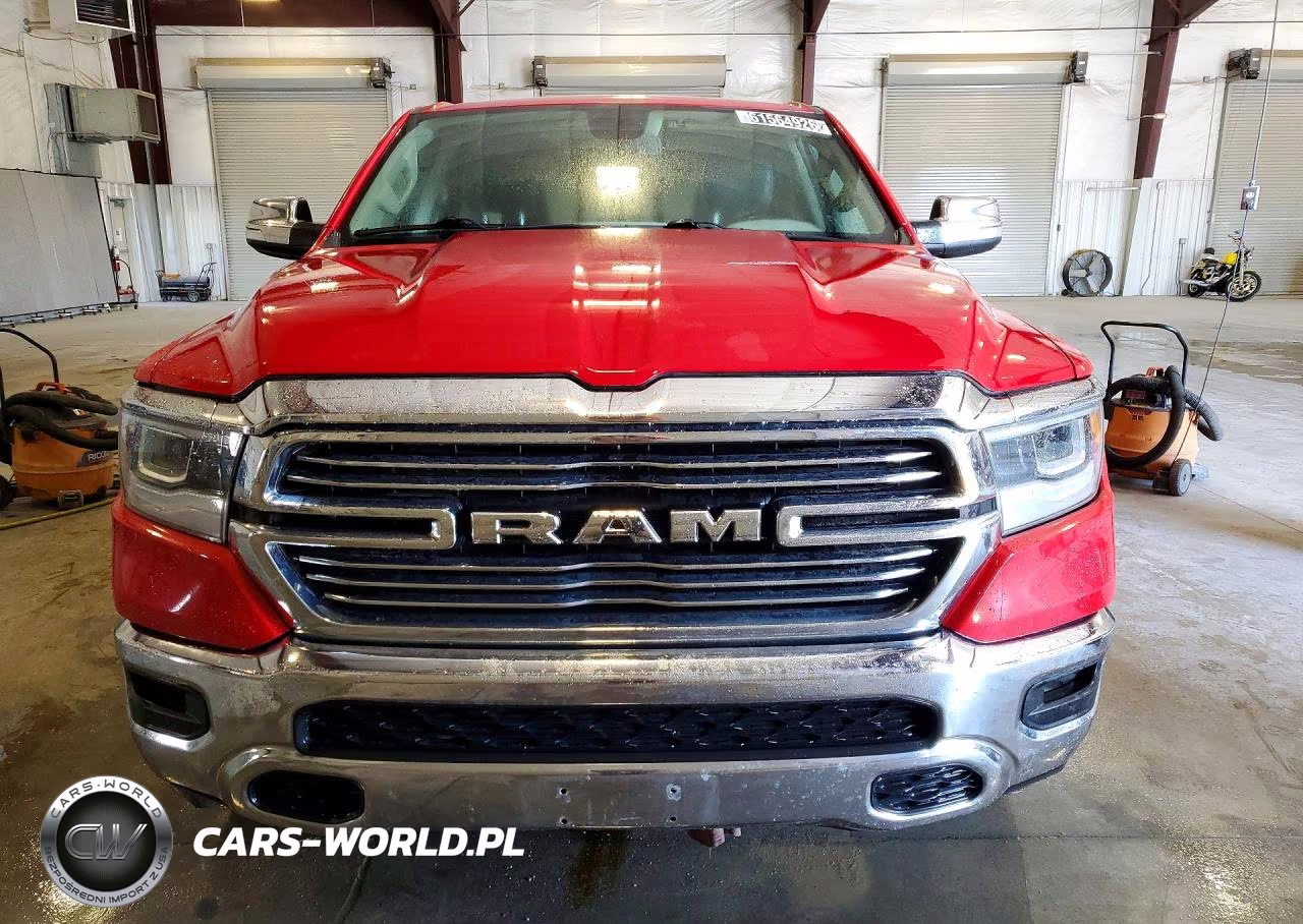 2019 Ram 1500 Laramie VIN:1C6SRFJT3KN740827 - 5
